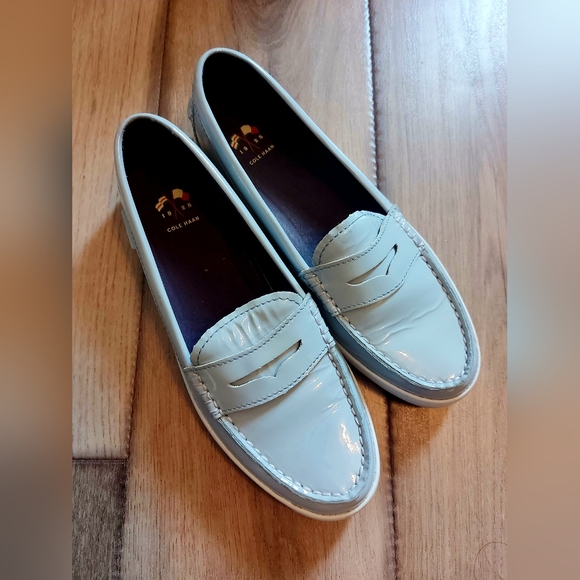 Cole Haan women's Nantucket loafers in zen blue size 7 - Picture 2 of 8